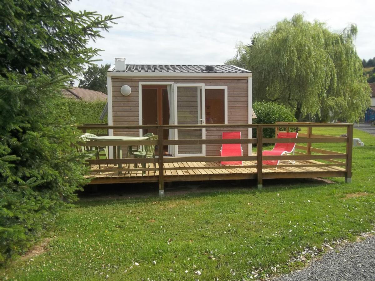 Camping Aire Du Gros Pre Lesseux Exterior photo